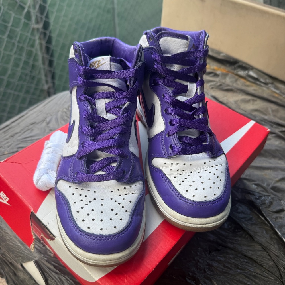 Nike Dunk High SP Varsity Purple